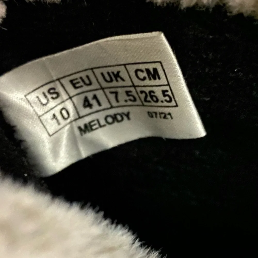 Storm By Cougar Boots Womens Size 10 Gray Waterproof Suede Fauxfur Melody